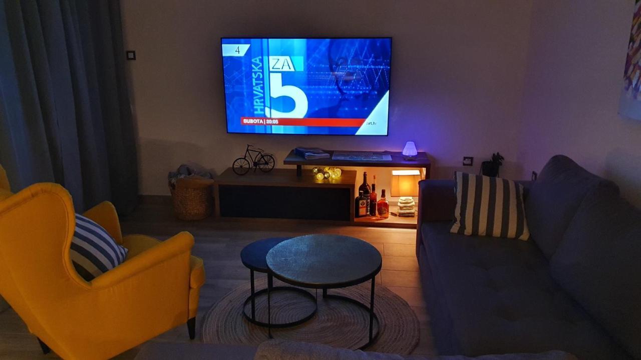 Vela Grota Lägenhet Rijeka Exteriör bild